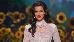 PRIVATNA FOTKA DRAGANE KOSJERINE ZAPALILA INTERNET Voditeljka spakovala kofere i napustila Srbiju, a ovaj moćnik stoji iza nje (FOTO)