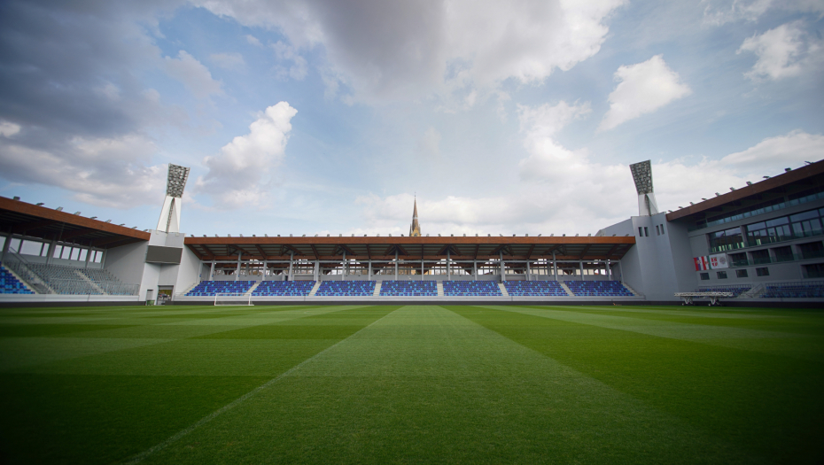 IZ BAČKE TOPOLE U BEOGRAD Problemi za TSC, UEFA takmičenja će igrati u Humskoj?