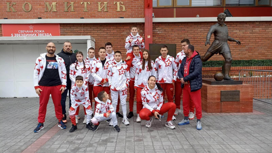 BOKS BUDUĆNOSTI Zvezdin bum u Novom Sadu (FOTO)