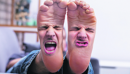 Iako dve trećine populacije ima tegobe zbog nogu, prečesto ih zanemaruje: Fizioretrapeut objašnjava šta da radite