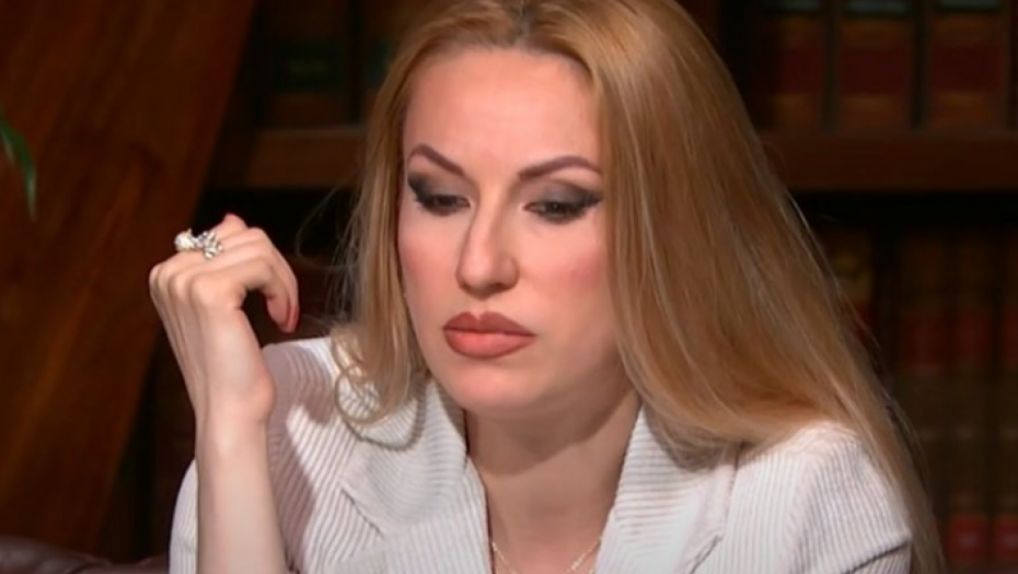 PONOVO VODI RAT SA TVITERAŠIMA Rada Manojlović se oglasila iz bolnice, ono što je poručila šokiralo je javnost (VIDEO)