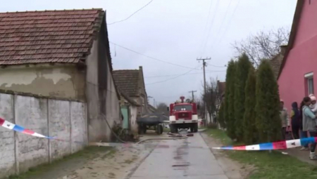 TRAGEDIJA U STAROJ MORAVICI RASTUŽILA SRBIJU Dvoje dece pronađeno mrtvo pored peći, a evo kako su se ostali spasili! (FOTO)