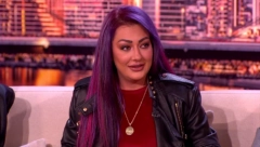 SANDRA REŠIĆ PUCA OD BESA Pevačica se nije mogla suzdržati pa oplela po Anđeli Đuričić