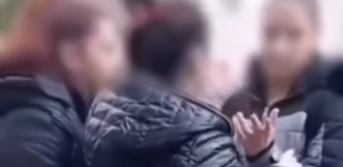 STRAŠNO! Novi slučajevi vršnjačkog nasilja u Tutinu i Bačkoj Palanci potresli Srbiju: Tinejdžerke mučile devojčicu ometenu u razvoju!