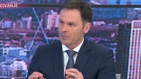 "MAJSTOR IMA PASOŠ FRANCUSKE DRŽAVE" Mali o izjavama lažnih patriota o pregovorima sa Prištinom - pokopao Jovanovića