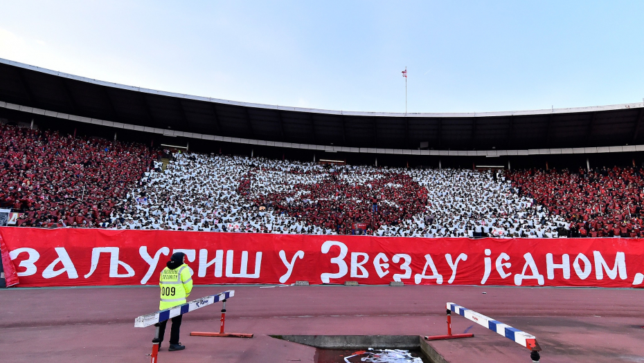 "KAD SE ZALJUBIŠ U ZVEZDU JEDNOM..." Spektakularna koreografija "delija" za rođendan