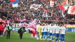 HEROJSKI ČIN U NOVOM PAZARU Lekarski tim Železničara spasio život navijaču