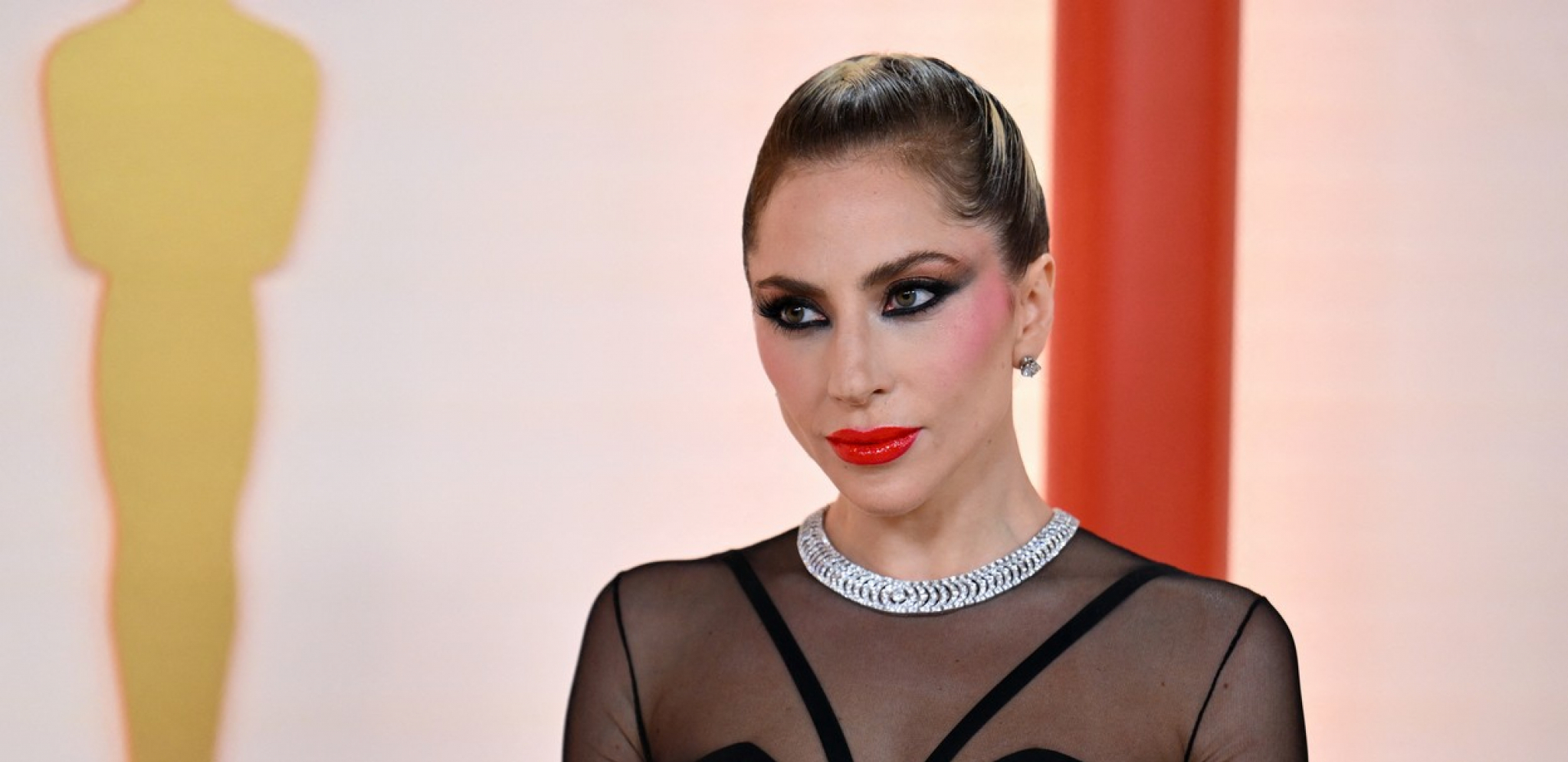 VERILA SE LEJDI GAGA? Fotografije izazvale haos širom sveta, ovaj detalj svi komentarišu