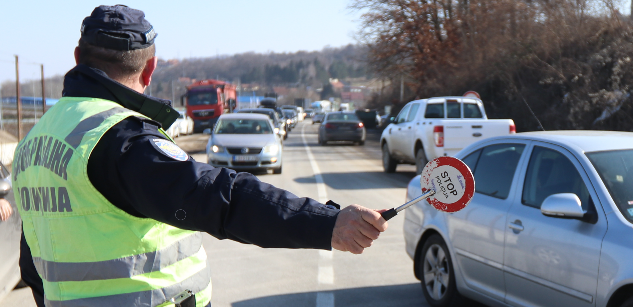 AKO STE UZELI NEKI OD OVIH LEKOVA, NE SEDAJTE ZA VOLAN Možete platiti paprenu kaznu, na kutiji imaju ovu oznaku