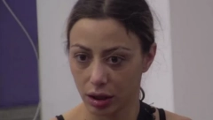 LEPI MIĆA U ŽUČNOJ SVAĐI PLJUNUO MILJANU POPOVIĆ Uhvatio je za glavu i svojim potezom zgrozio sve (VIDEO)