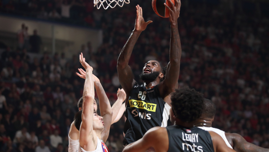 OVAKO IZGLEDA LESOROV DAN U BEOGRADU Košarkaš Partizana u posebnom serijalu otkrio kako se priprema za utakmicu (VIDEO)