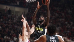 OVAKO IZGLEDA LESOROV DAN U BEOGRADU Košarkaš Partizana u posebnom serijalu otkrio kako se priprema za utakmicu (VIDEO)