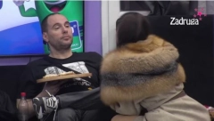 ZVEZDAN IMA SINA SA LJUBAVNICOM?! Isplivale neverovatne informacije, majka sa detetom beži iz države?!