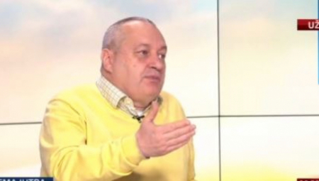 PROTEST PROTIV NASILJA ORGANIZUJE ČOVEK KOJI BI RAZVLAČIO VUČIĆEVO DETE PO ULICAMA! (VIDEO)