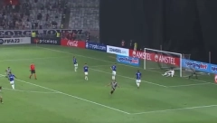 GODINE SU SAMO BROJ Strašna golčina Hulka, ovo malo ko može da izvede (VIDEO)