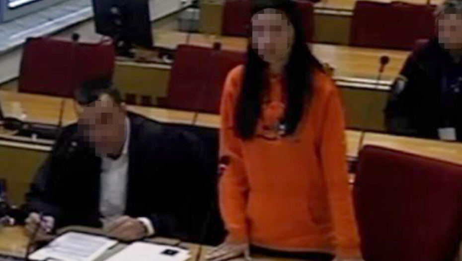 AZRA Š. SNIMLJENA NA SASLUŠANJU U SUDU BiH Priznala da je dva dana pre ubistva ''Eskobara'' boravila u Beogradu (FOTO/VIDEO)
