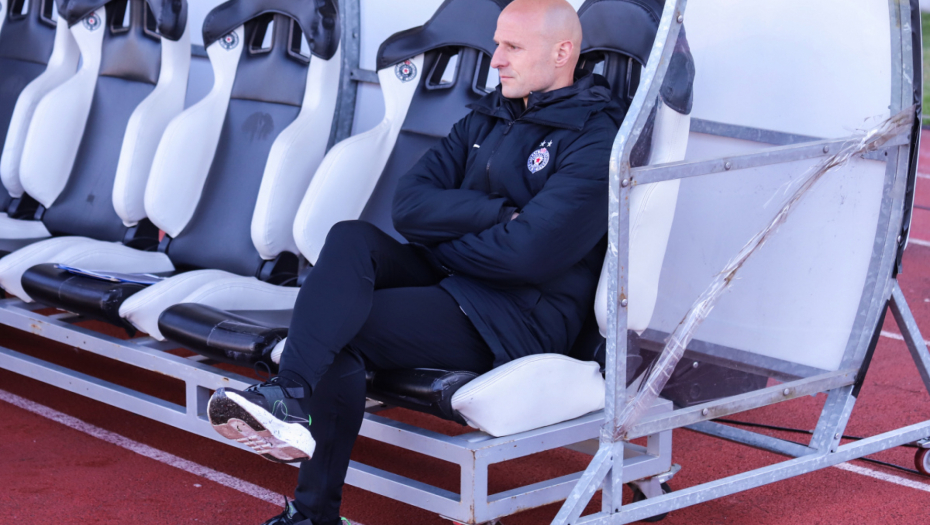 MOGUĆE DA JE U GLAVI PROBLEM Duljaj posle debakla kratko objasnio šta se desilo