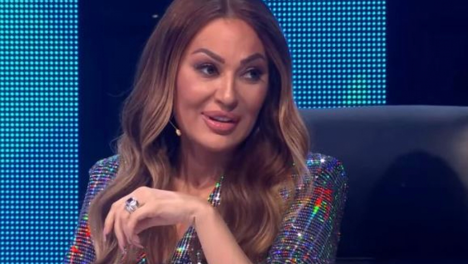 "NE ZNAM GDE SAM SE PROBUDILA, KAKO I SA KIM" Ceca priznala da prolazi kroz težak period: Zbog ovoga je rastrzana je na hiljadu strana