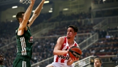 HAOS U GRČKOJ Prekinut derbi, nije moglo da prođe bez incidenata (VIDEO)