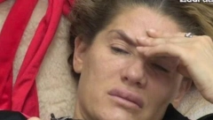 ANA SE SLOMILA I ZAJECALA NA SAV GLAS Ne može da se smiri, zakukala pa priznala "Upropastila sam deci živote zbog svega"