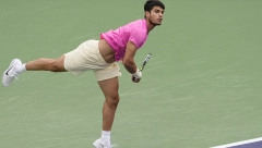 ŠPANAC NE STAJE Alkaraz u polufinalu, Novak se sad uzda u Italijana