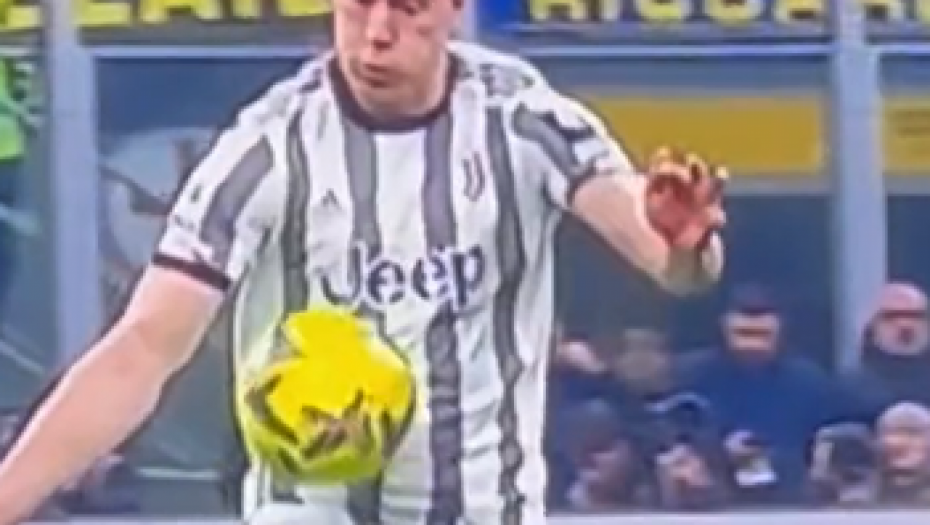 FRKA U ITALIJI Vlahović u centru skandala, proziva se i VAR - sve zbog ruke