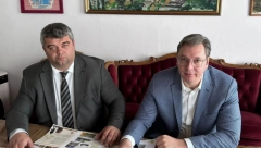 PONOSAN NA ZEMLJU KOJA NAPREDUJE Vučić: Razgovarali smo o velikim projektima za vinsku prestonicu Srbije