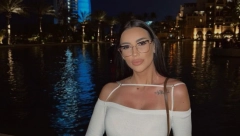 U INAT KIŠI! Katarina Grujić se skinula, pa pokazala izvajano telo, pljušte komentari! (FOTO)