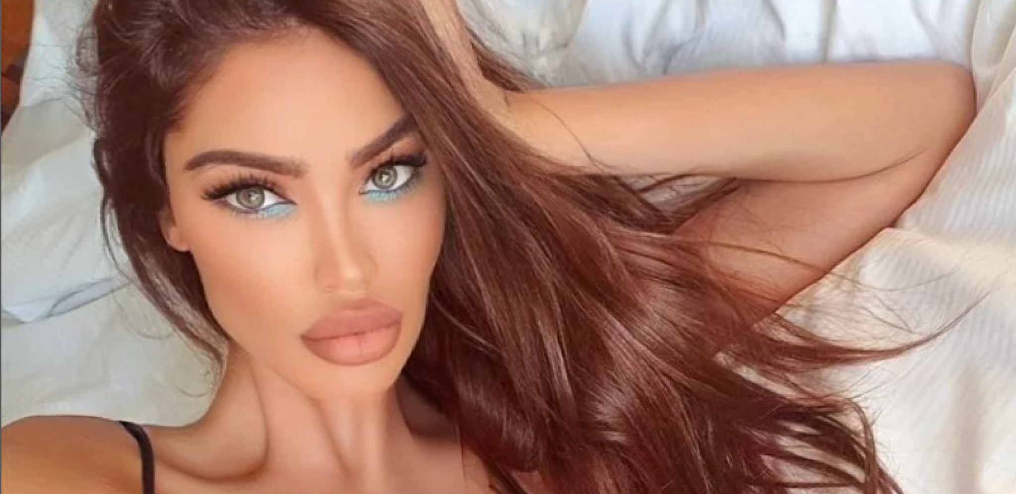 NA STUBU SRAMA Soraju isprozivali zbog objave na društvenim mrežama, starleta obrisala fotografiju, ali već je bilo kasno! (FOTO)