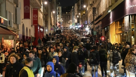 FRANCUZI I DANAS NA ULICAMA Protest zbog penzione reforme, otkazani letovi, međugradski vozovi...