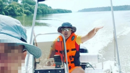 ČESTO BILI NA VODI, OD VODE I STRADALI Prijatelji za kojima se traga bili nerazdvojni, slikali se na kobnom čamcu (FOTO)