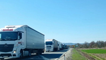 PREVOZIO  47 MIGRANATA Pijan i drogiran izazvao udes u kom je bilo povređenih
