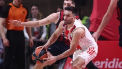 MAGIJA KAMPACA Nestvarna asistencija Argentinca i snažno zakucavanje Martina za eksploziju u "Pionoru" (VIDEO)