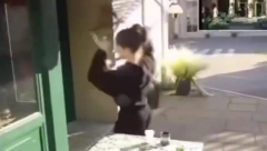 LOMILA SVE PO ZADRUZI Anđela doživela nervni slom zbog Zvezdana, pa grebala na kapiju!