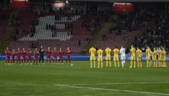 EMOTIVNO NA MARAKANI Održan minut ćutanja za Sinišu Mihajlovića uoči utakmice Srbije i Litvanije (VIDEO)