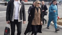 ZAVRTEĆE VAM SE U GLAVI KADA SAZNATE KOLIKO KOŠTA STAJLING MILICE PAVLOVIĆ Pevačica uhvaćena na aerodromu, a samo jedna stvar je 12.000 evra! (FOTO)