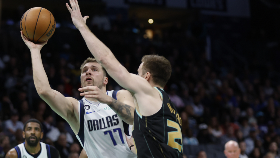 DALASU MALO DONČIĆEVIH 40 POENA Još jedan bolan poraz Maveriksa