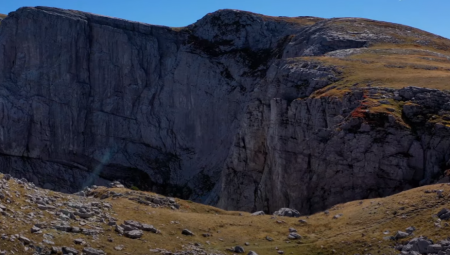 DETALJI TRAGEDIJE U HRVATSKOJ Devojka se izdvojila iz grupe i pala u 120 metara duboku provaliju