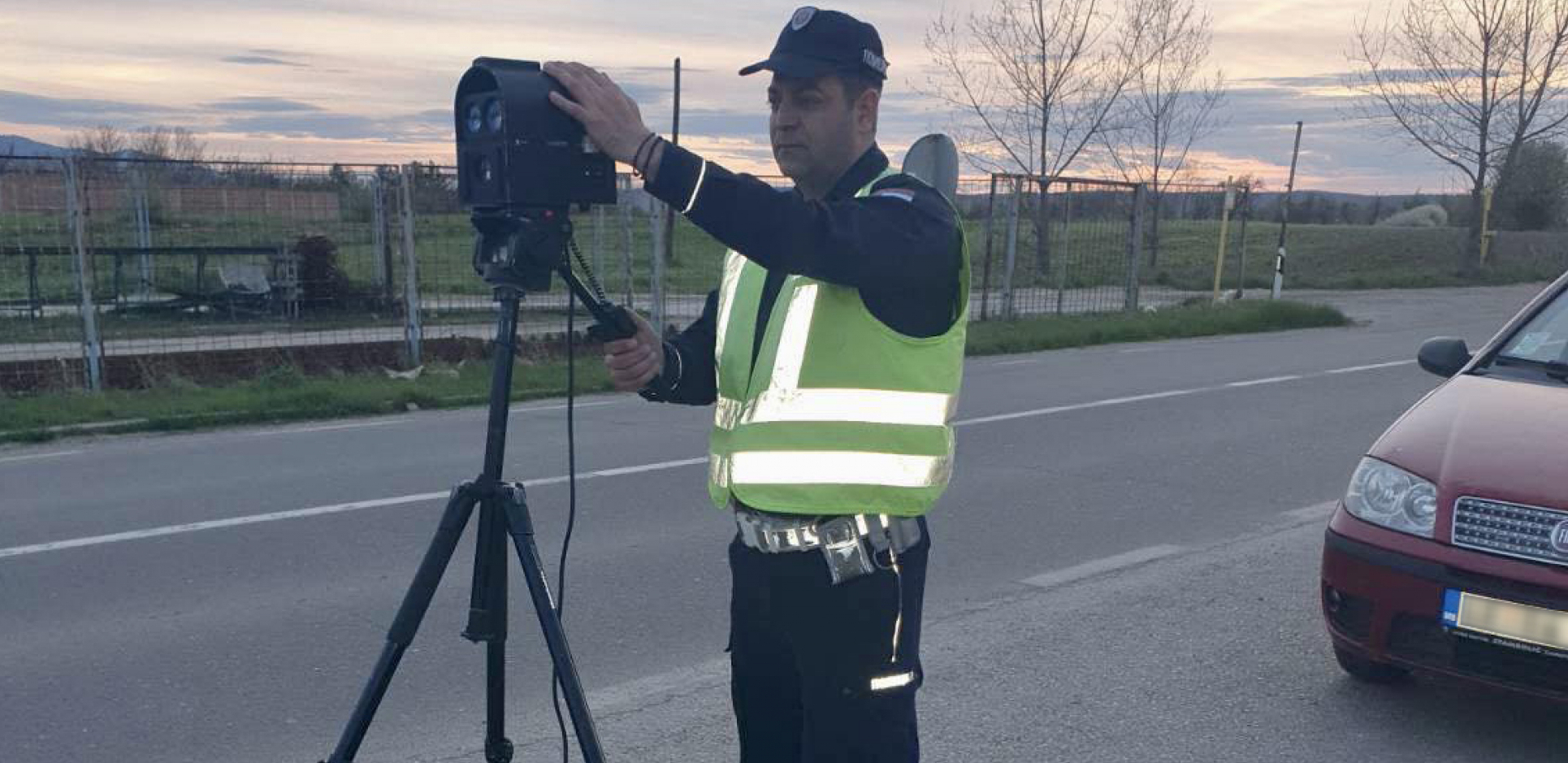 DIVLJAO BMW-OM BEZ DOZVOLE Policija uhapsila bahatog vozača u Bačkoj Topoli