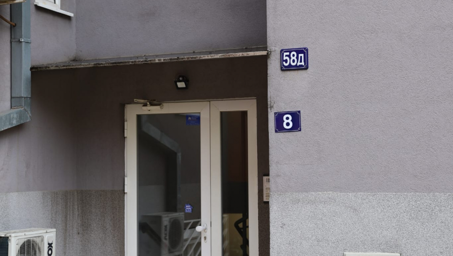 OTAC MALE LANE ZATOČIO IVANU U STANU U BORČI Pobegla je odavde pet dana posle njegovih batina