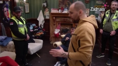 OSTAO BEZ MILIONA Nakon što je udario Anđelu, Slavnića produkcija kaznila