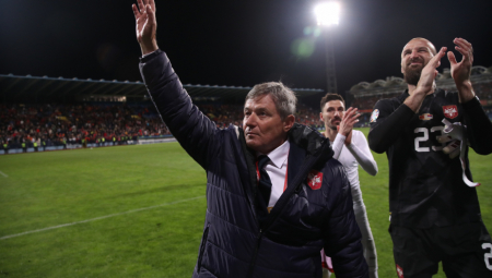 IZ UEFA NE DAJU VIŠE Piksi opet napravio šou na konferenciji