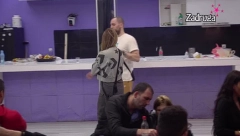 ČEKAJ ANA, MOJA SESTRA SE ZABAVLJA SA ZVEZDANOM Ćurčićeva otkrila na koju neprijatnost je naletela dok je radila ovo