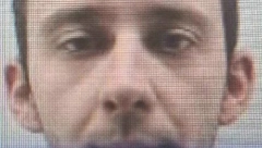 AKO GA VIDITE ODMAH ZOVITE POLICIJU Ovo je monstrum koji je držao ćerku u kadi i zlostavljao (FOTO)