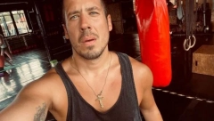 SMRŠAO 15 KILOGRAMA, PA SE SKINUO Nikola Rokvić pokazao mišiće, imao je 110 kilograma, a evo kako sada izgleda (FOTO)