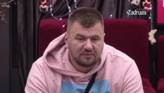 JANJUŠ DOŽIVEO NERVNI SLOM Lomi sve pred sobom zbog odluke produkcije, doveli ga do tačke pucanja, uputio im psovke i uvrede, sledi disvalifikacija?