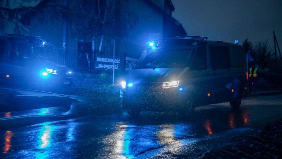 U AUTOMOBILU BILO DVOJE MALE DECE Najnovije informacije o stanju porodice povređene u saobraćajki u Nišu