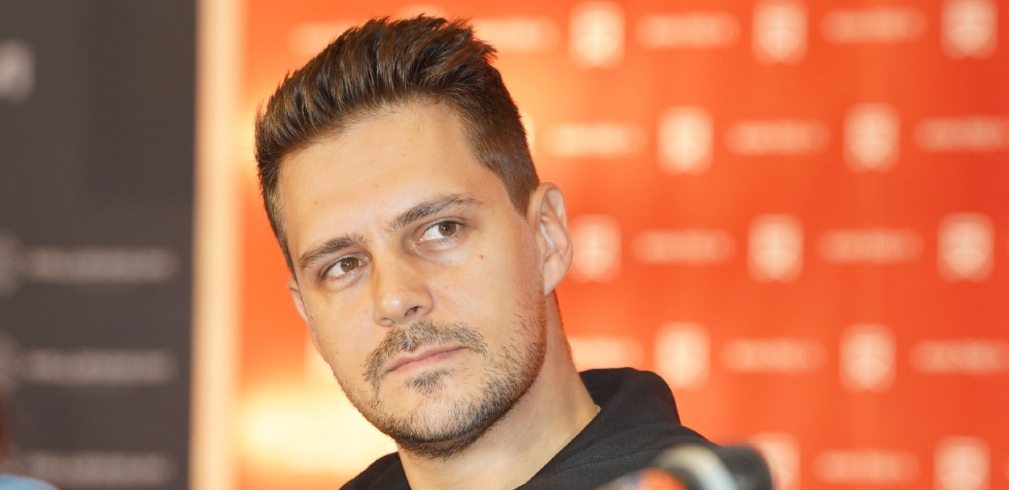 SRAM IH BILO, DUBOKO SAM POVREĐENA NEPRAVDOM Glumci ujedinjeni, stali uz Bikovića nakon što je izbačen iz serije: Ostani slobodan!