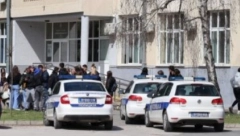 OČEVICI TRAGEDIJE U KAČAREVU OPISALI POTRESNE PRIZORE "Pokušao je nešto da kaže, a onda samo pao": Majka izustila samo dve reči!