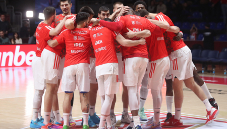 KASNO ZVEZDA ZA TOP 8 STIŽE Crveno-beli brutalnom četvrtom četvrtinom slomili otpor fenjeraša, ali ostali bez plej-ofa